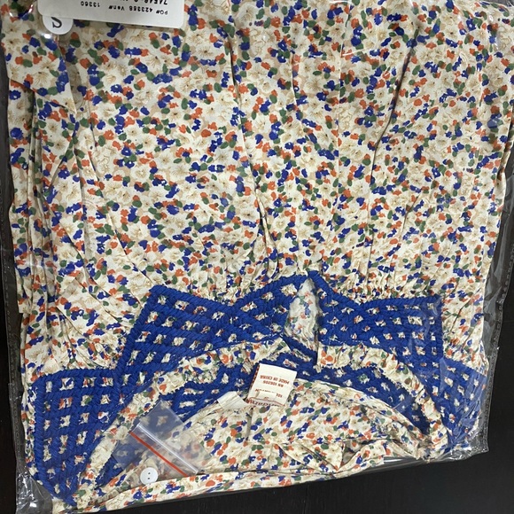 SUNDANCE: Embroidered Neckline Floral Blouse - Picture 5 of 7